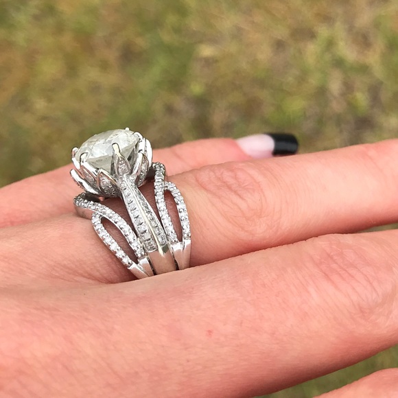 ✨💎  Wedding Ring 💎✨💍 - Picture 6 of 8